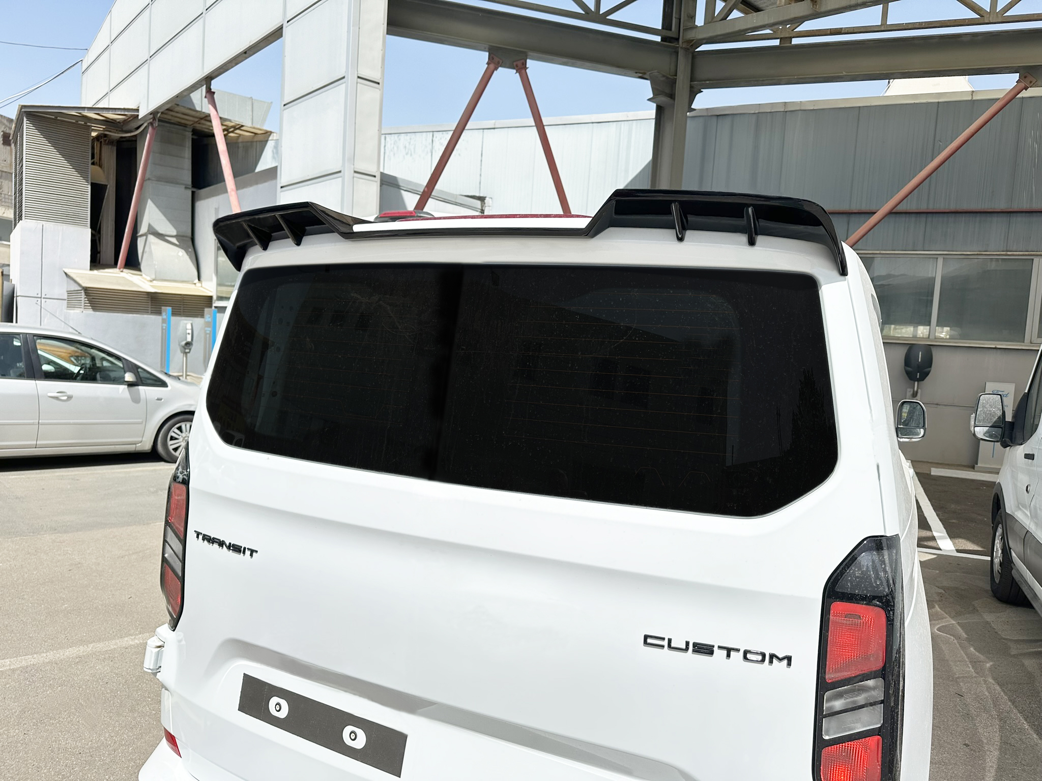 Roof Spoiler V.1 Tailgate Ford Transit / Tourneo Custom Mk2 / Volkswagen T7 Αεροτομή Οροφής V.1 Μονή Πόρτα Ford Transit / Tourneo Custom Mk2 / Volkswagen T7