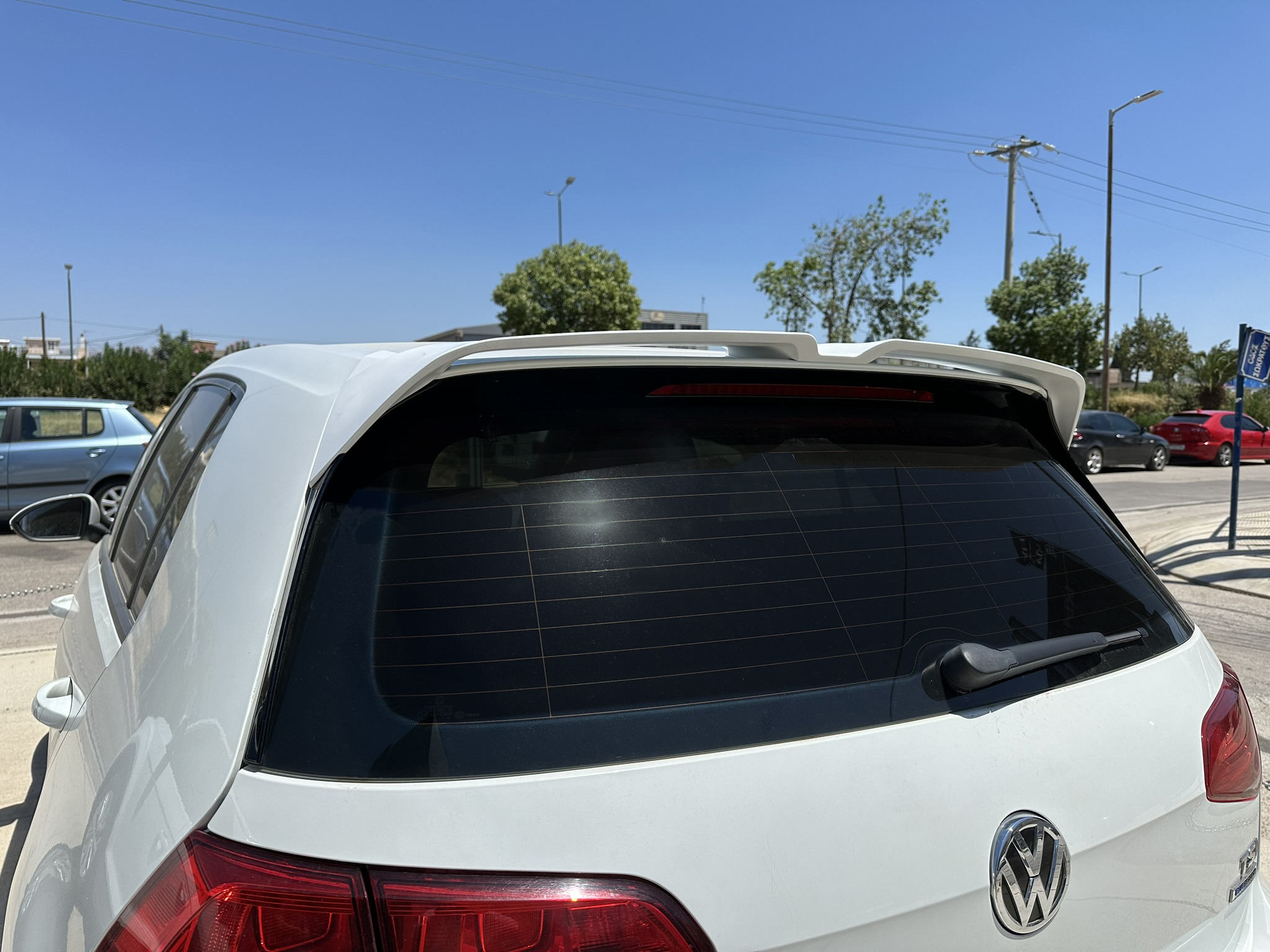 Roof Spoiler VW Golf Mk7 / Mk7 Facelift GTI / R / R-Line Αεροτομή Οροφής VW Golf Mk7 / Mk7 Facelift GTI / R / R-Line
