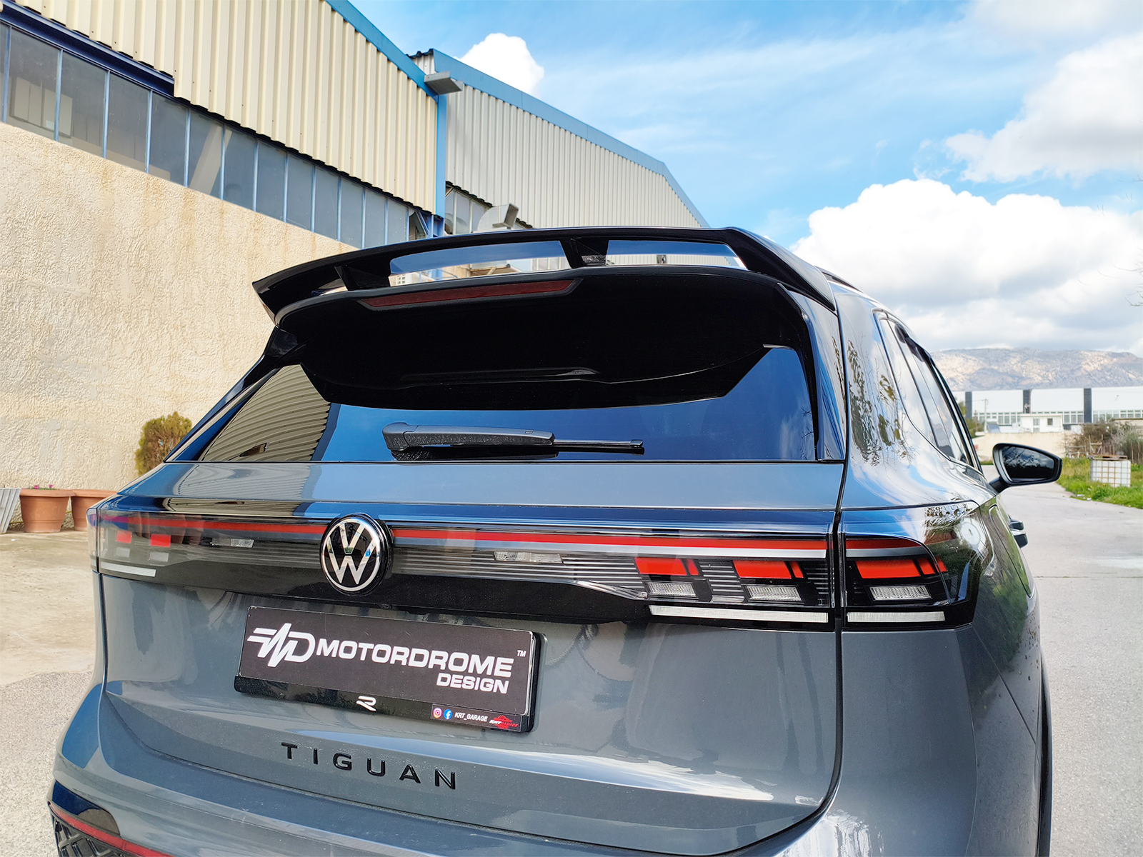 Roof Spoiler Volkswagen Tiguan Mk3 R-Line Αεροτομή Οροφής Volkswagen Tiguan Mk3 R-Line