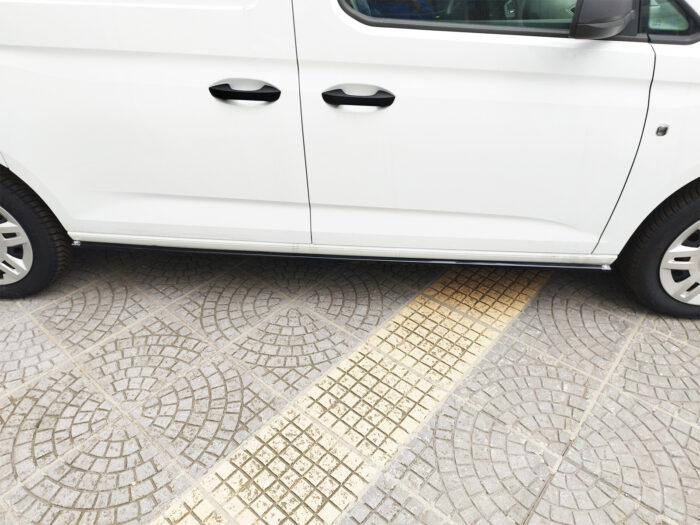 Επιπρόσθετα Μαρσπιέ Κοντά Volkswagen Caddy Mk5 / Ford Transit Connect L1 Mk3 - Image 3
