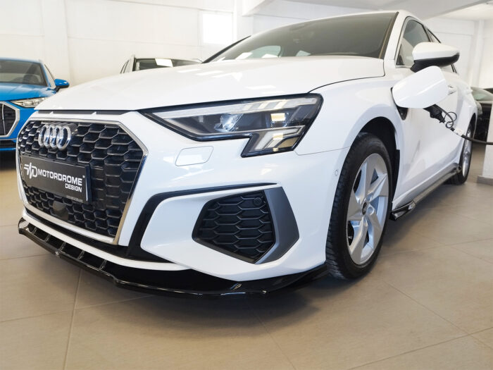 Επιπρόσθετα Μαρσπιέ Audi S3 / A3 S-Line 8Y - Image 3